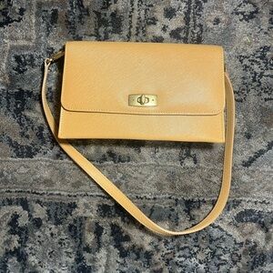 VINTAGE Authentic Coach Gramercy Wheat Tan Leather Clutch Crossbody Bag Italy
